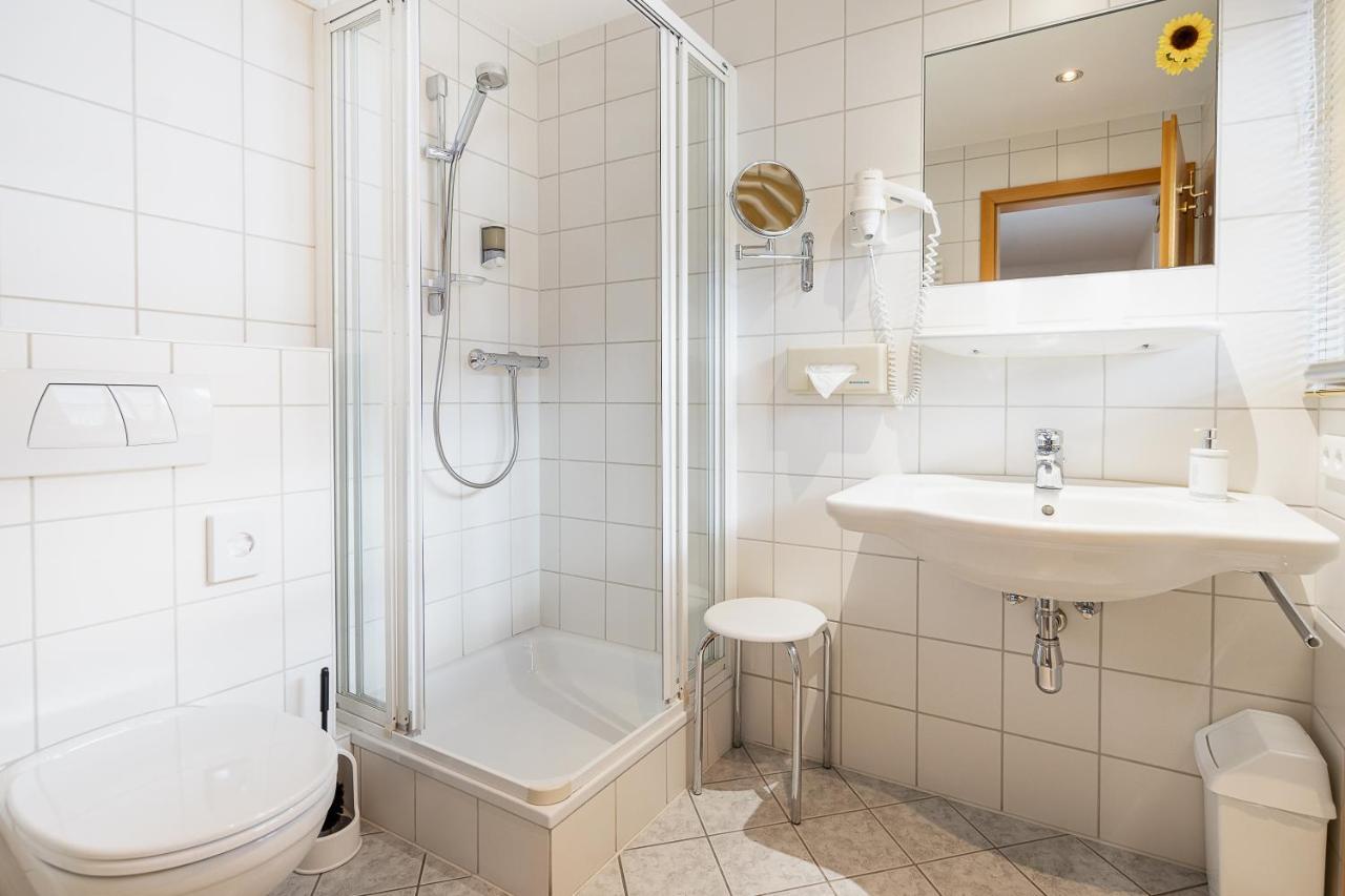 Hotel Pension Wilma Шрунс Экстерьер фото